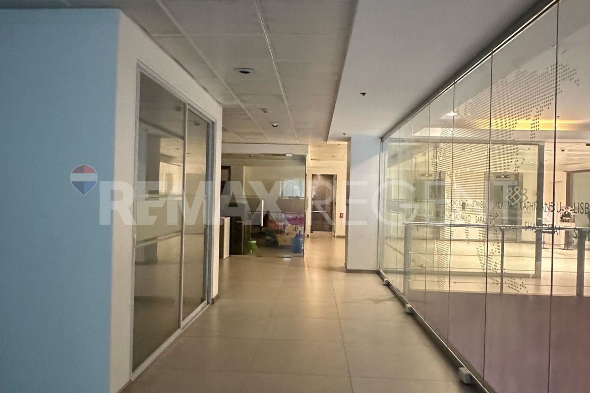 Commercial for Rent in BGC, Taguig, Metro Manila photo 3