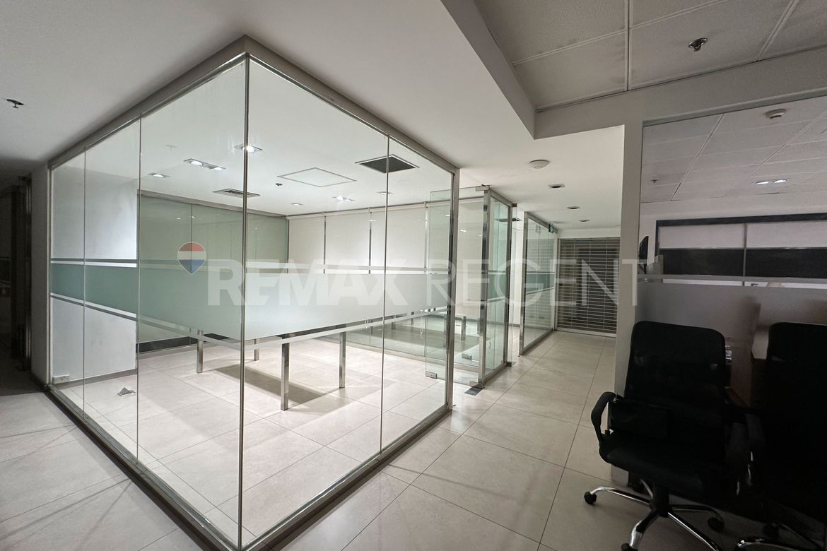 Commercial for Rent in BGC, Taguig, Metro Manila photo 8