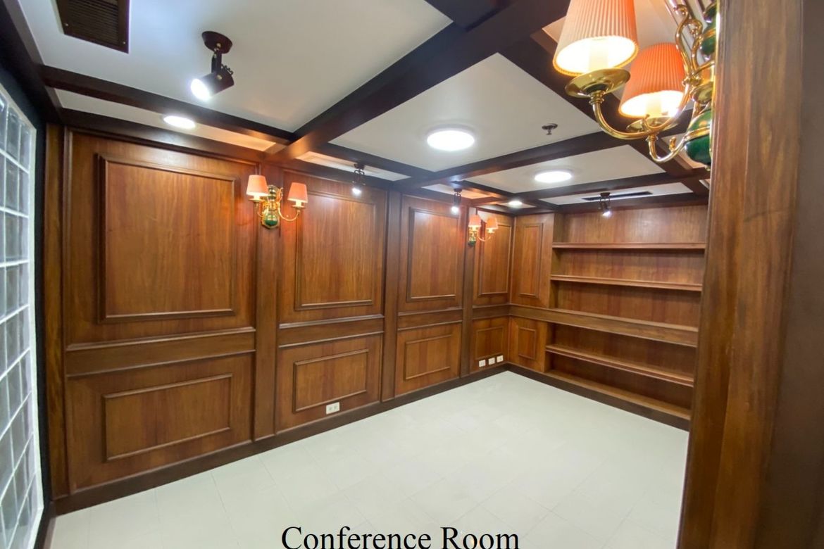 Commercial for Rent in San Lorenzo, Makati, Metro Manila photo 3