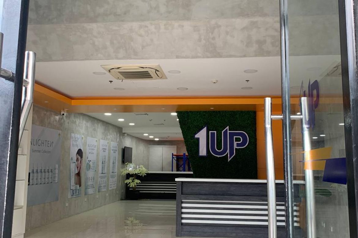 Commercial for Rent in South Triangle, Quezon City, Metro Manila near MRT-3 Quezon Avenue photo 2