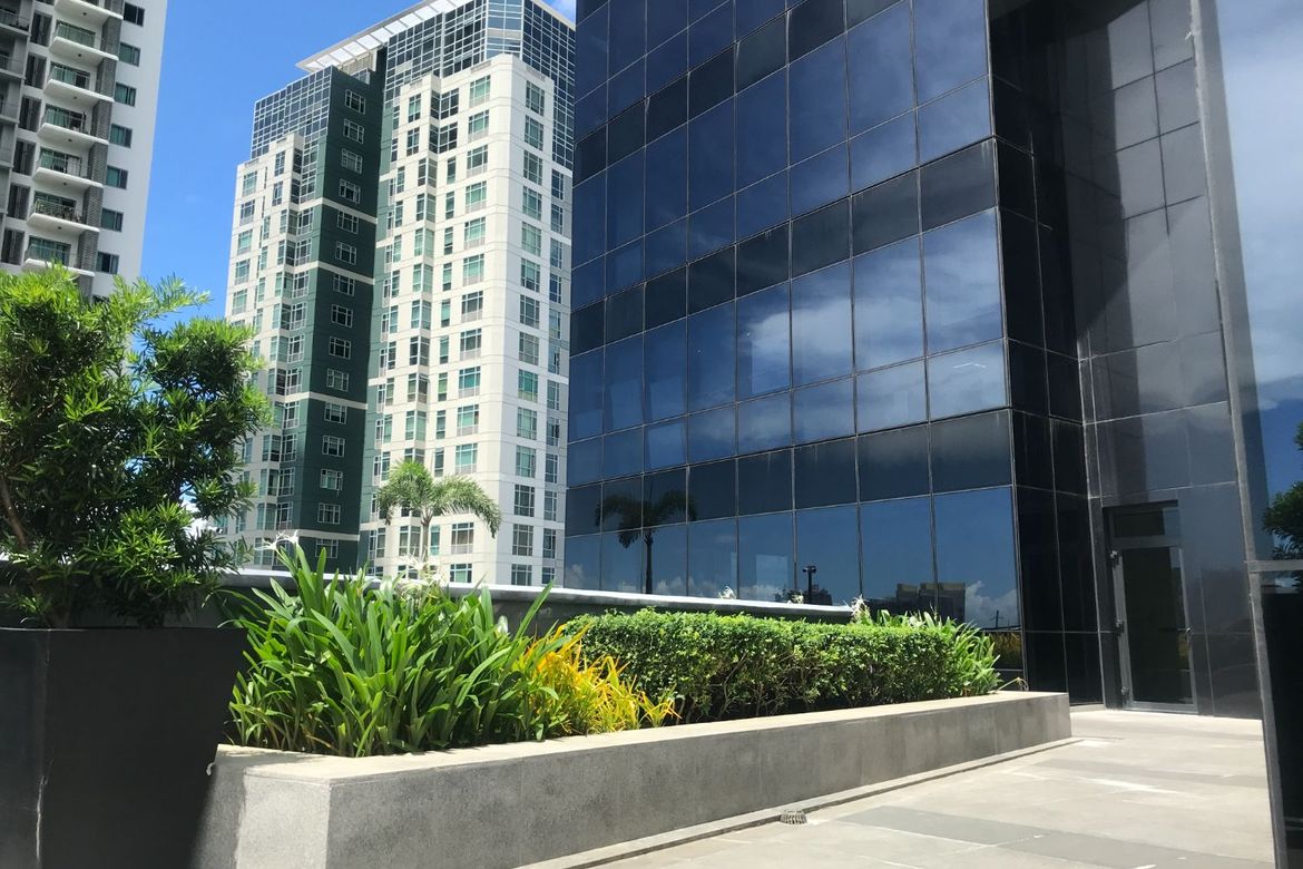 Commercial for Sale in Alabang, Muntinlupa, Metro Manila – photo 2