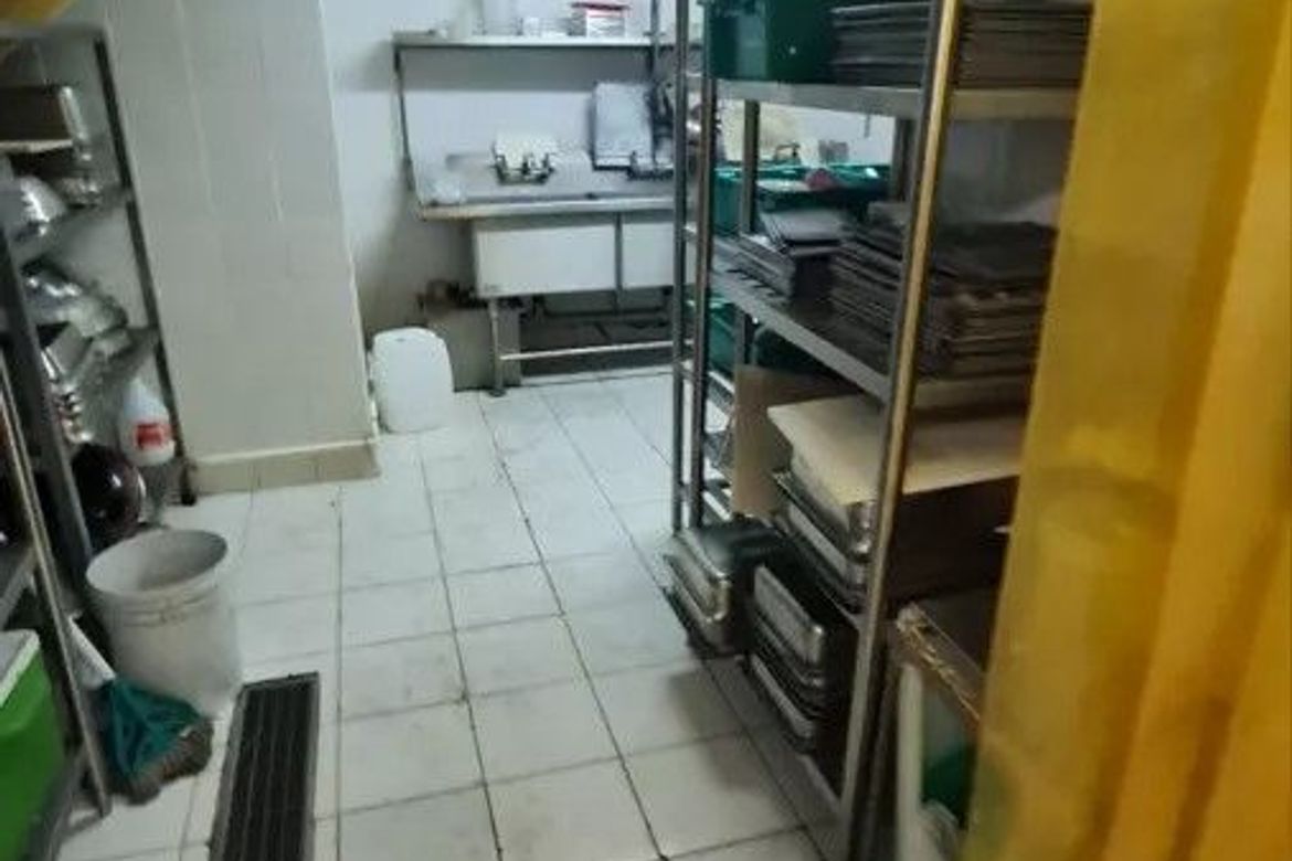 Commercial for Sale in Alabang, Muntinlupa, Metro Manila – photo 2