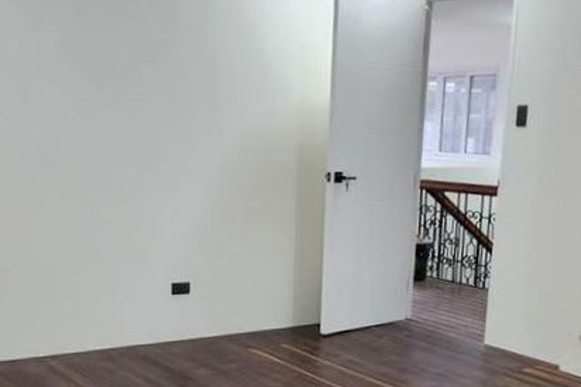 Commercial for Sale in Apolonio Samson, Quezon City, Metro Manila near LRT-1 Balintawak – photo 8
