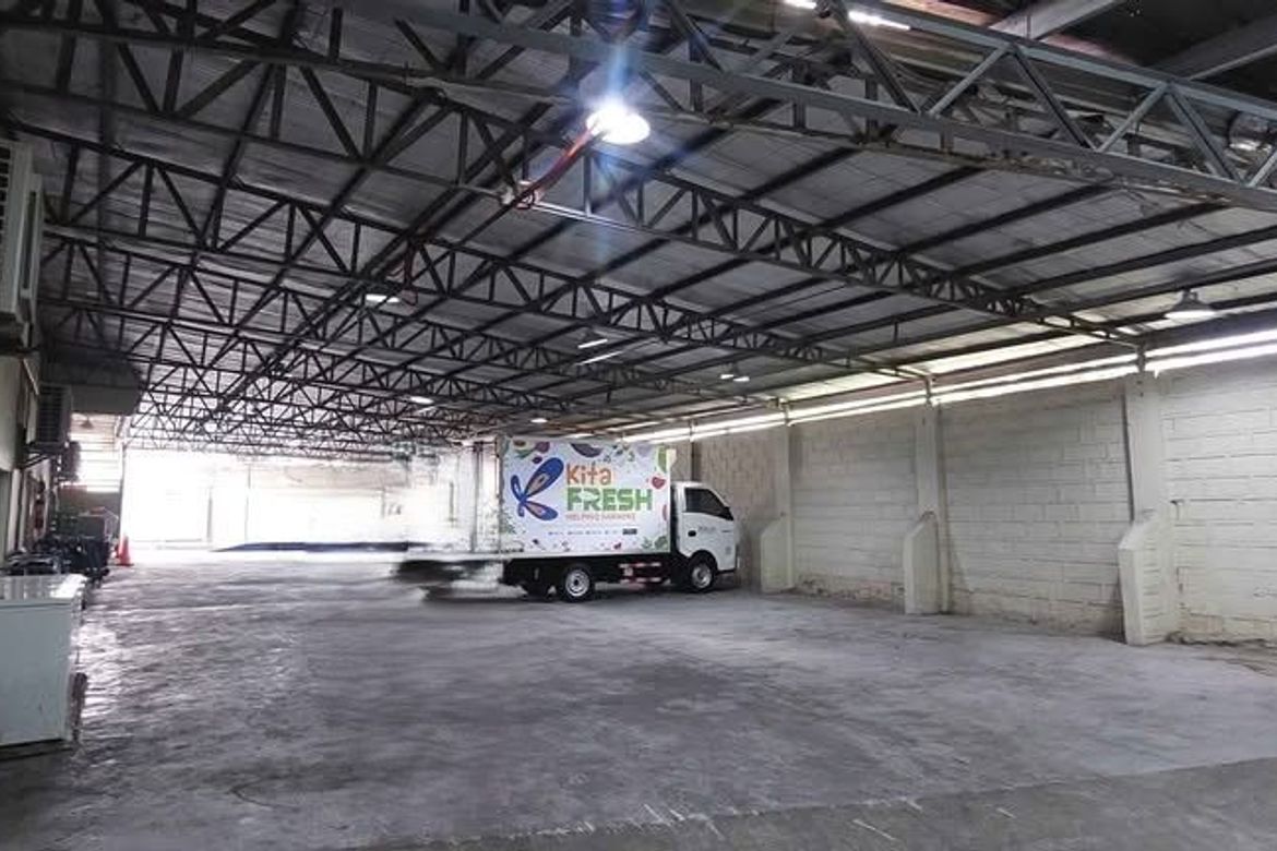 Commercial for Sale in Apolonio Samson, Quezon City, Metro Manila near LRT-1 Balintawak – photo 2