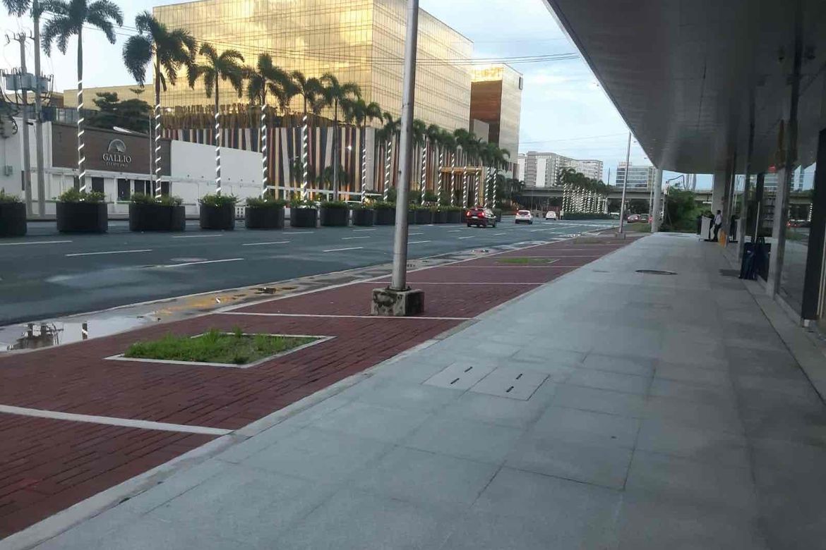 Commercial for Sale in Baclaran, Parañaque, Metro Manila near LRT-1 EDSA – photo 4