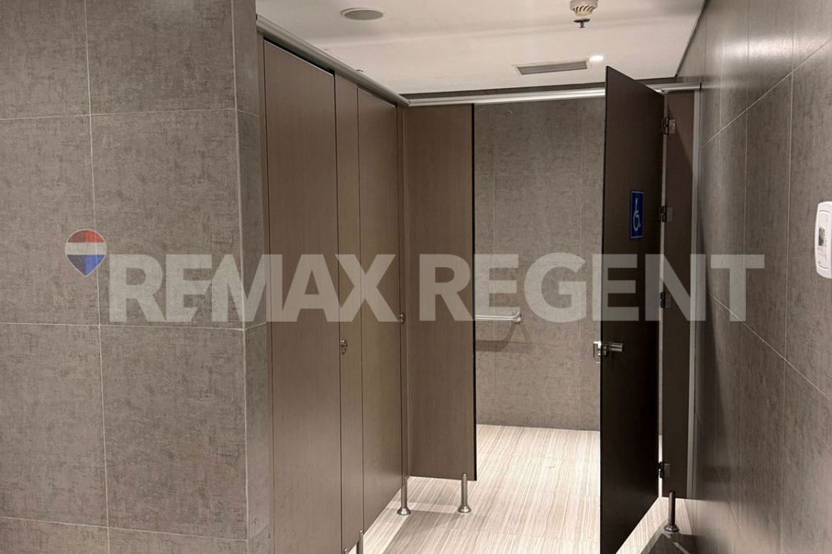 Commercial for Sale in BGC, Taguig, Metro Manila – photo 6