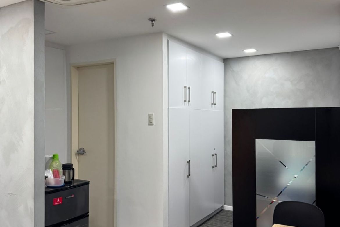 Commercial for Sale in Centuria Medical Makati, Poblacion, Makati, Metro Manila – photo 2