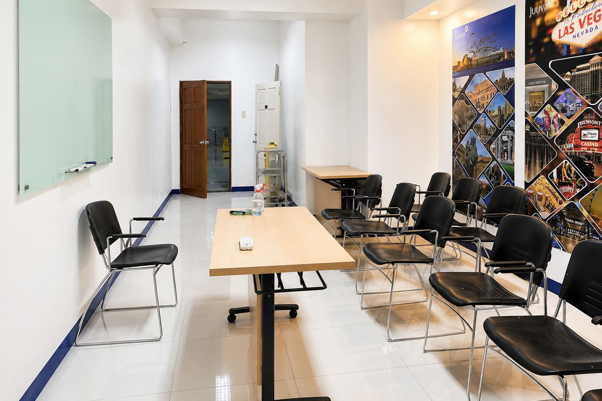 Commercial for Sale in Grand Emerald Tower, San Antonio, Pasig, Metro Manila near MRT-3 Ortigas