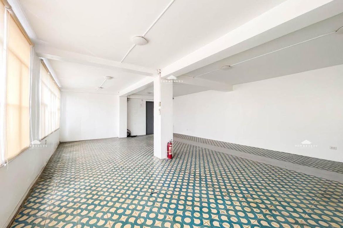 Commercial for Sale in Kamuning, Quezon City, Metro Manila near MRT-3 Kamuning – photo 6