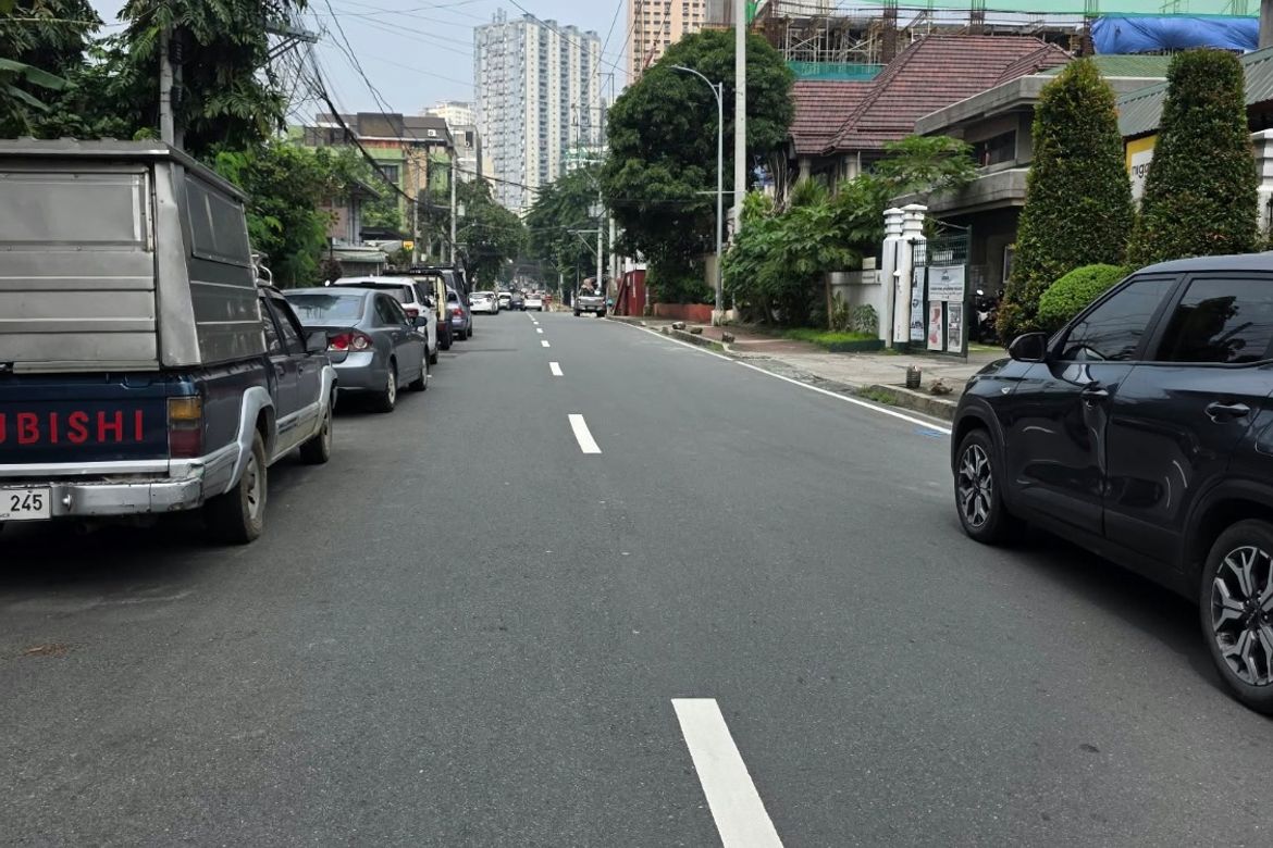 Commercial for Sale in Laging Handa, Quezon City, Metro Manila near MRT-3 Kamuning – photo 2