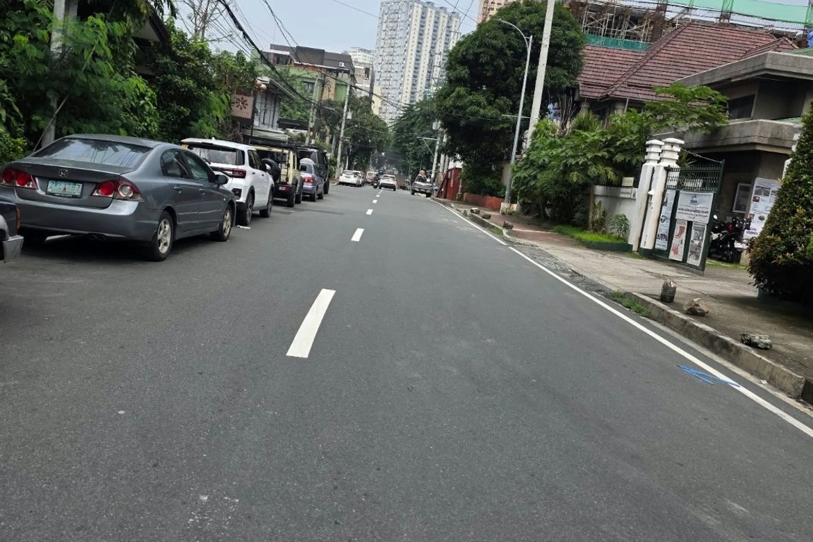 Commercial for Sale in Laging Handa, Quezon City, Metro Manila near MRT-3 Kamuning – photo 3