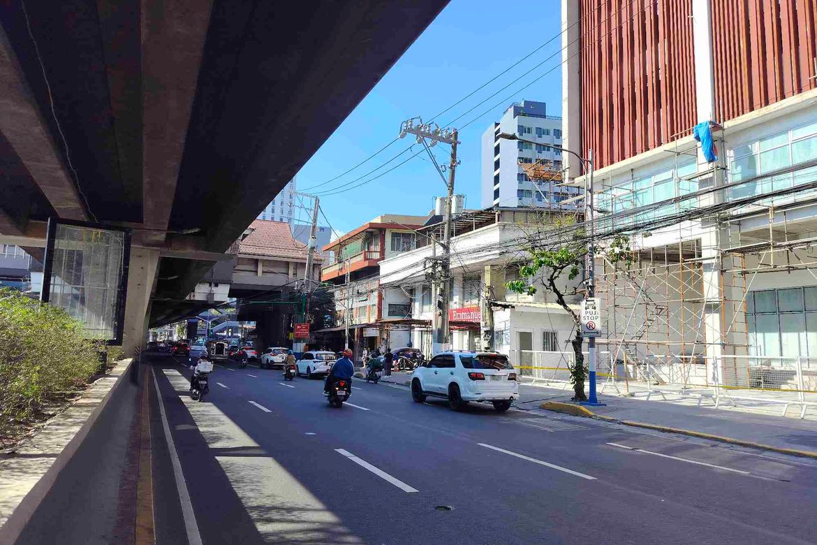 Commercial for Sale in Malate, Manila, Metro Manila near LRT-1 Vito Cruz – photo 2