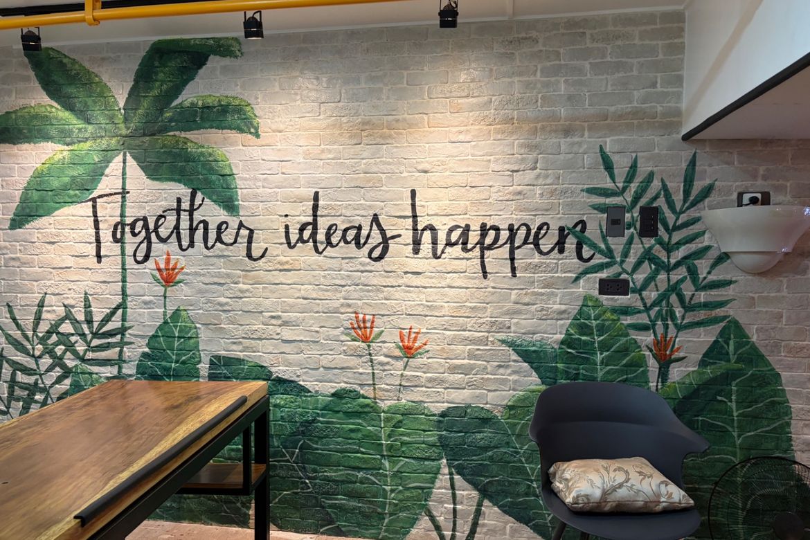 Commercial for Sale in Manila, Metro Manila near LRT-2 Legarda – photo 3