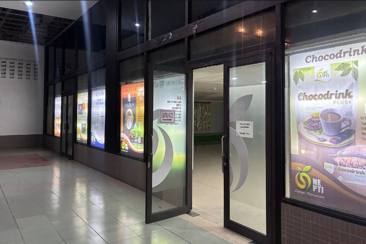 Commercial for Sale in Pacific Century Tower, South Triangle, Quezon City, Metro Manila near MRT-3 Quezon Avenue – photo 3