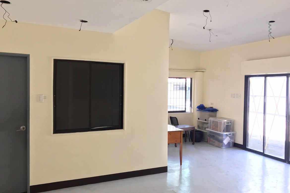 Commercial for Sale in Palanan, Makati, Metro Manila – photo 3