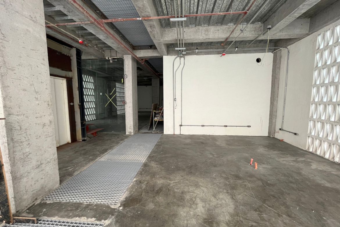 Commercial for Sale in Pio Del Pilar, Makati, Metro Manila – photo 5