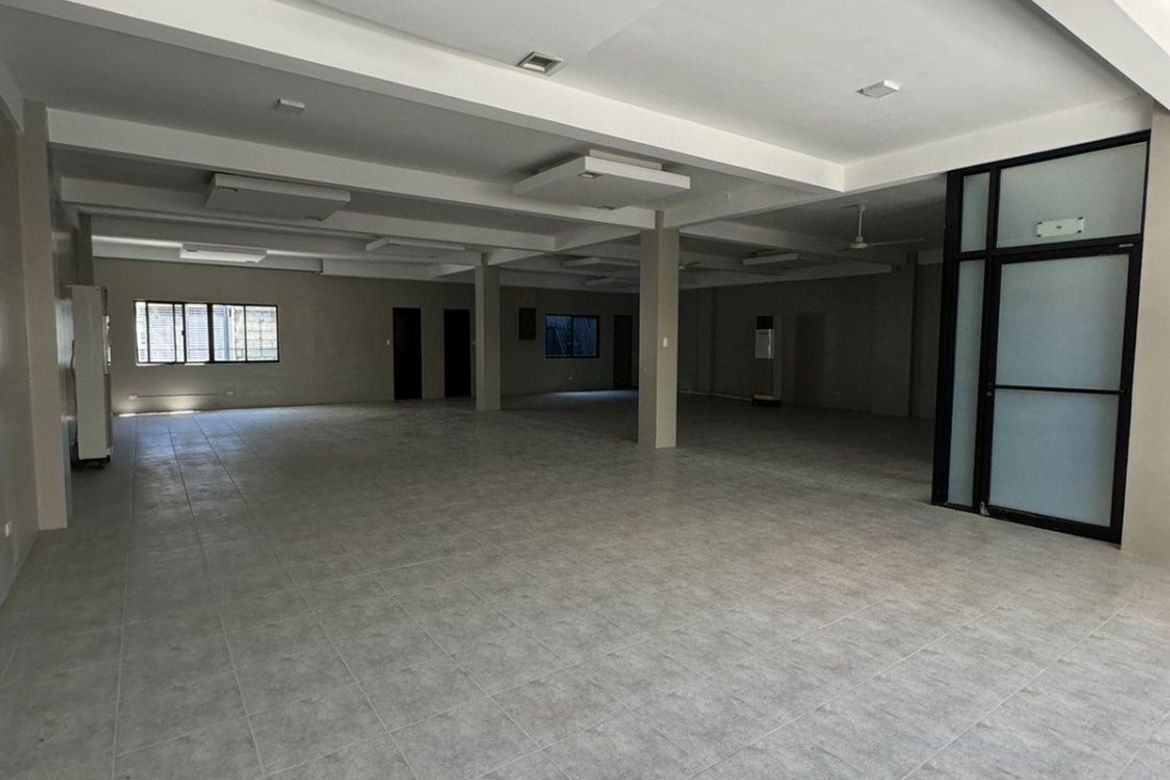 Commercial for Sale in Pio Del Pilar, Makati, Metro Manila – photo 3