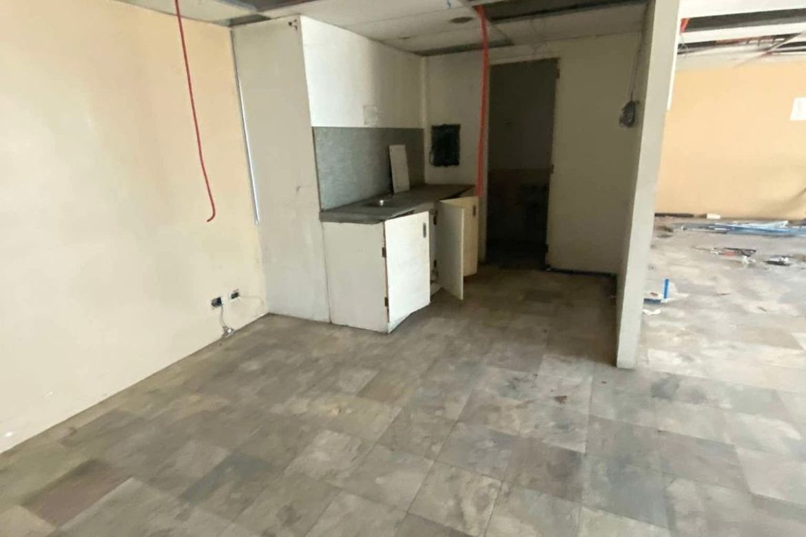 Commercial for Sale in Pio Del Pilar, Makati, Metro Manila – photo 4