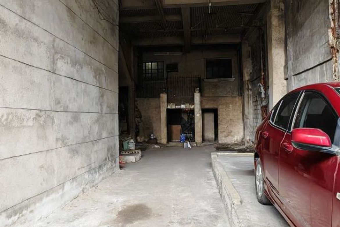 Commercial for Sale in Plainview, Mandaluyong, Metro Manila near MRT-3 Boni