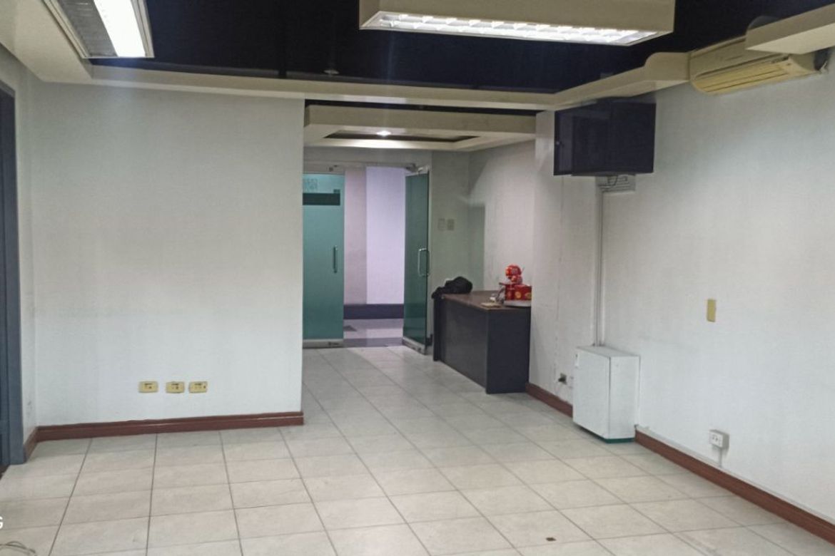 Commercial for Sale in Prestige Tower, San Antonio, Pasig, Metro Manila near MRT-3 Ortigas – photo 8