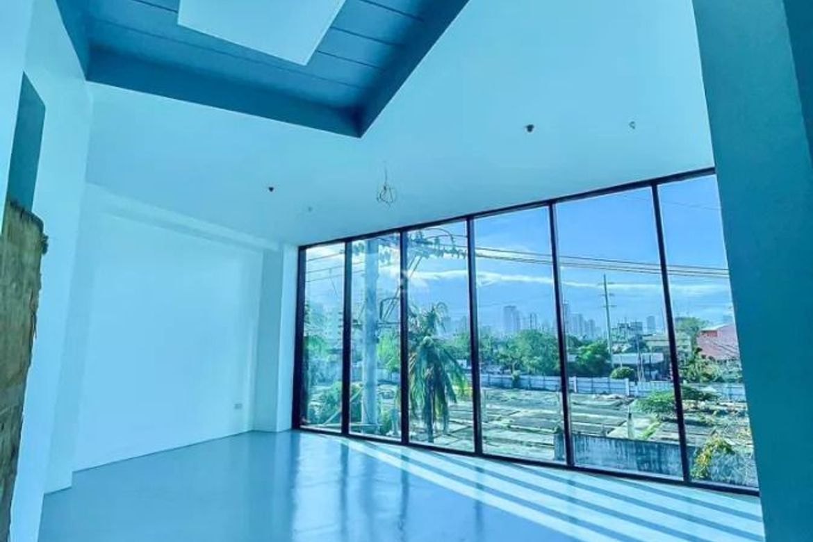 Commercial for Sale in San Antonio, Makati, Metro Manila – photo 2