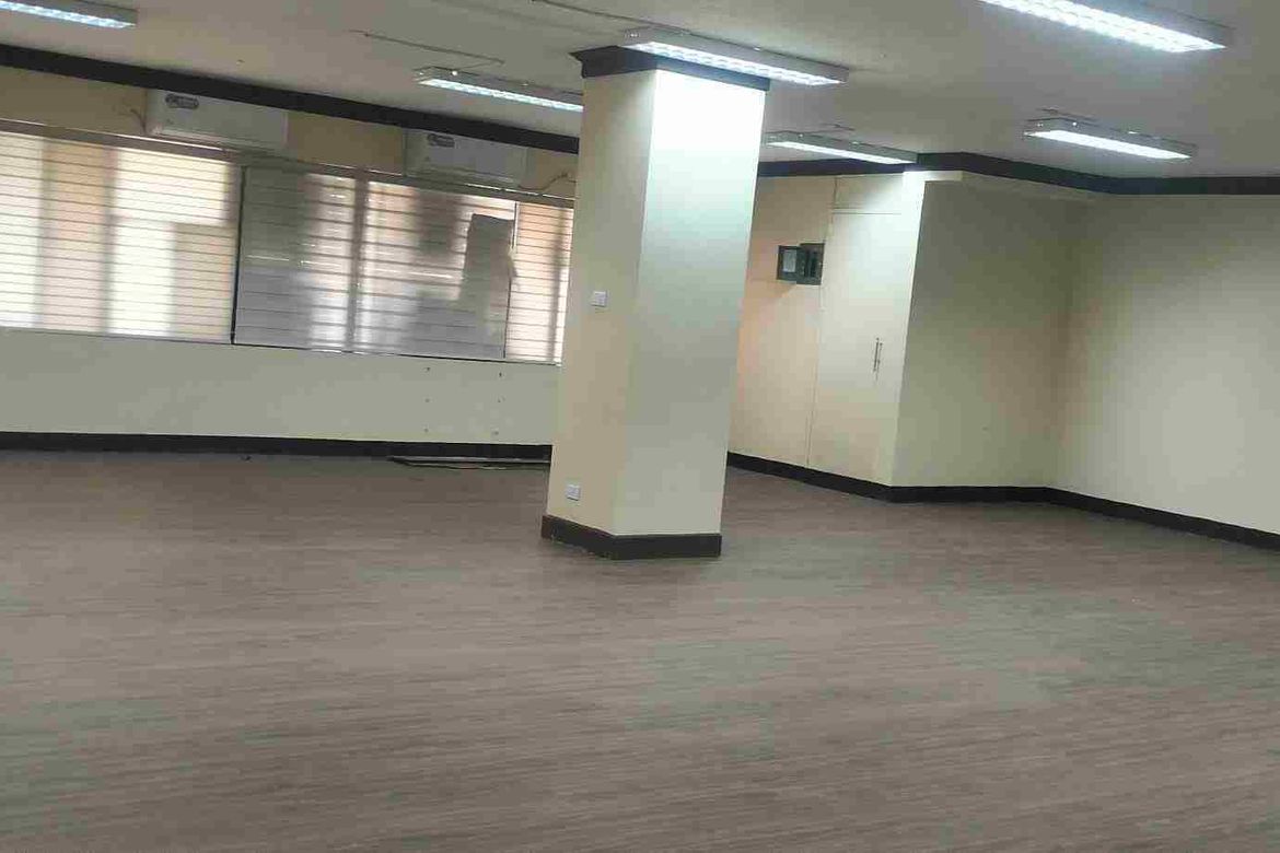 Commercial for Sale in San Lorenzo, Makati City – photo 3