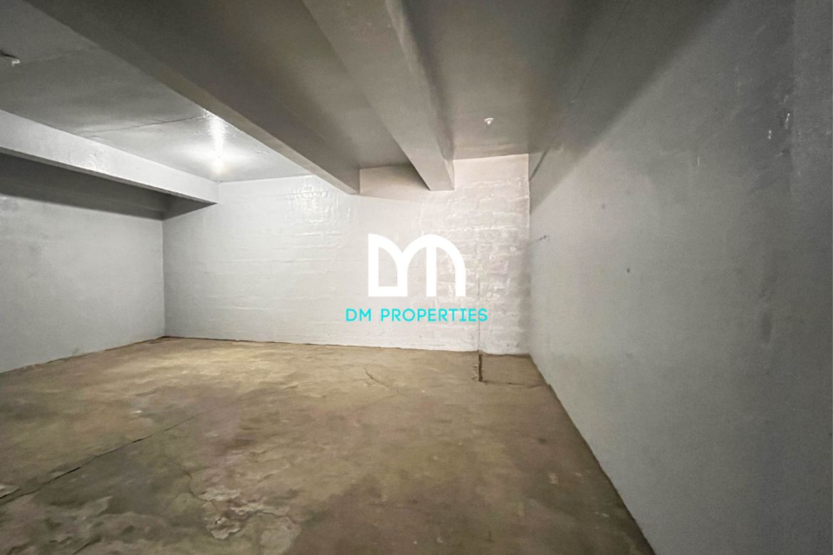 Commercial for Sale in Wack-Wack Greenhills, Mandaluyong, Metro Manila near MRT-3 Shaw Boulevard – photo 3