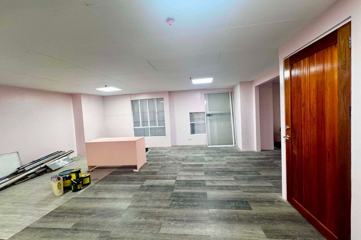 Commercial for Sale in Wack-Wack Greenhills, Mandaluyong, Metro Manila near MRT-3 Shaw Boulevard – photo 2
