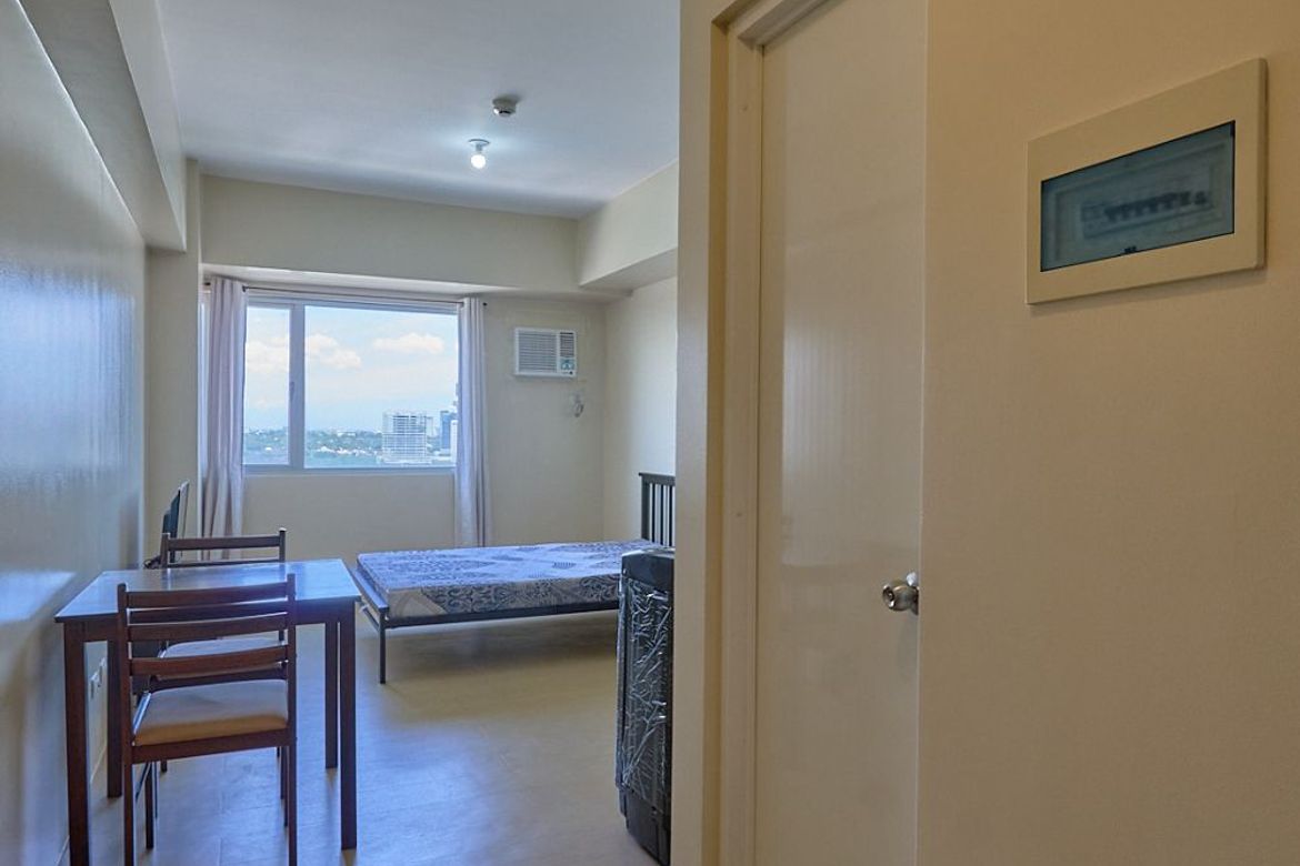 Condo for Rent in Avida Towers Altura, Alabang, Muntinlupa, Metro Manila photo 2