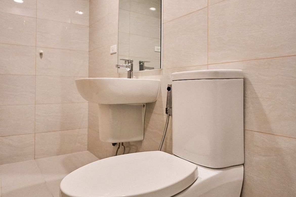Condo for Rent in Callisto 2, Carmona, Makati, Metro Manila photo 5