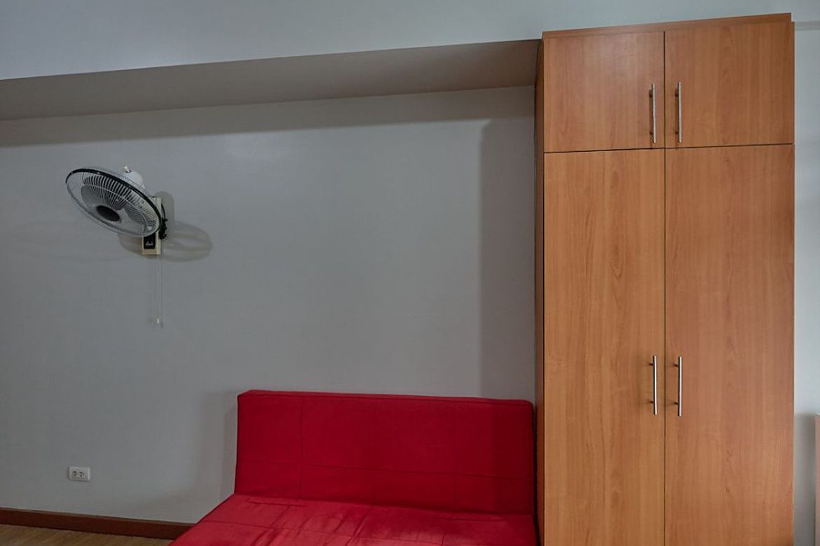Condo for Rent in Celadon Park, Santa Cruz, Manila, Metro Manila near LRT-1 Blumentritt photo 2
