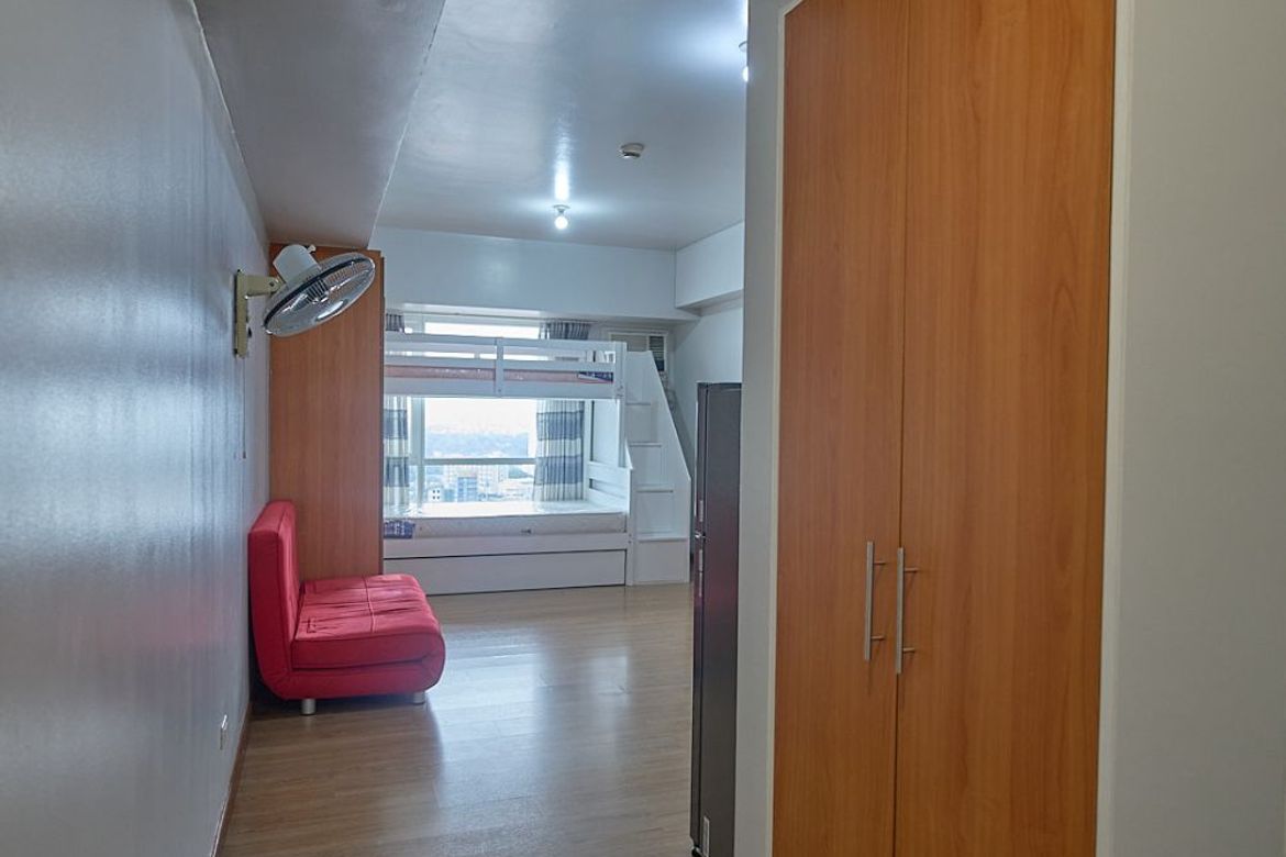 Condo for Rent in Celadon Park, Santa Cruz, Manila, Metro Manila near LRT-1 Blumentritt photo 7
