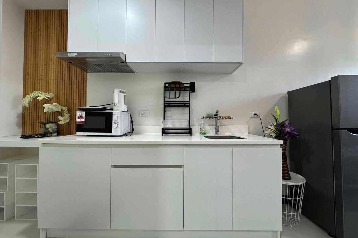 Condo for Rent in Don Jose, Santa Rosa, Laguna photo 5