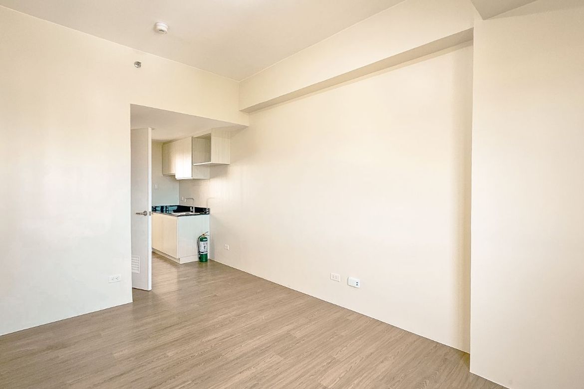 Condo for Rent in Hawthorne Heights by Vista Residences, Loyola Heights, Quezon City, Metro Manila near LRT-2 Katipunan photo 7