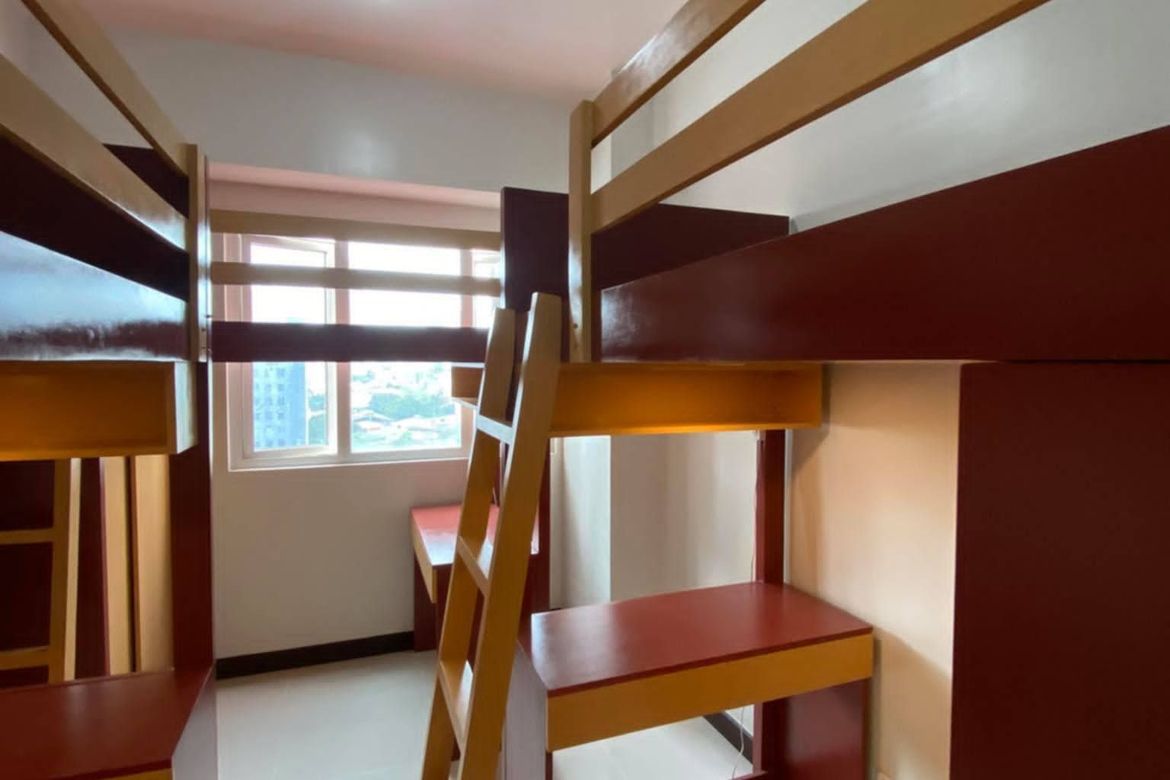 Condo for Rent in Quantum Residences, Barangay 49, Pasay, Metro Manila near LRT-1 Gil Puyat
