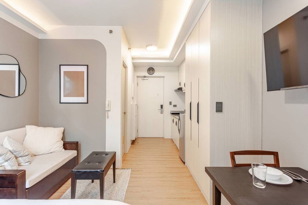 Condo for Rent in The Linear, San Antonio, Makati, Metro Manila photo 4