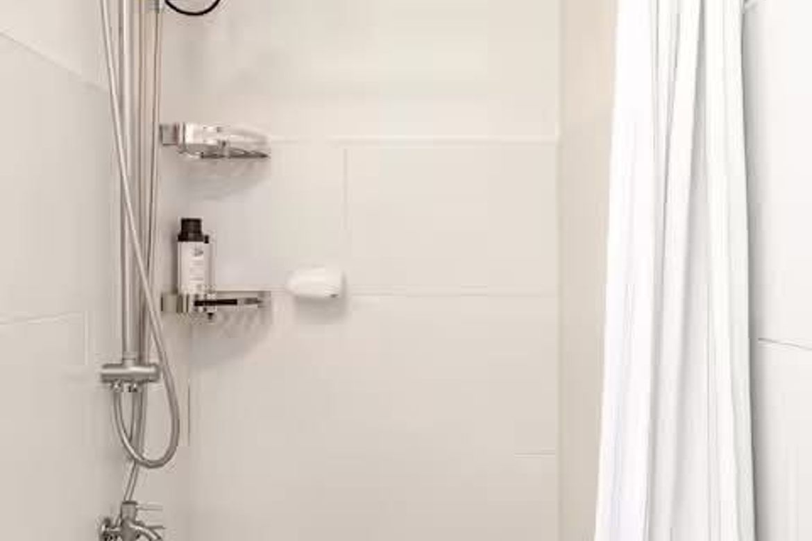 Condo for Rent in The Linear, San Antonio, Makati, Metro Manila photo 6