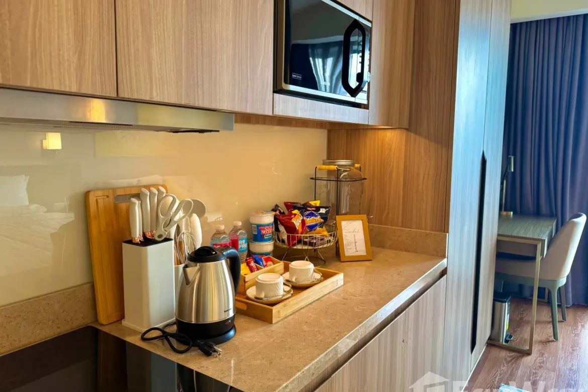 Condo for Sale in Addition Hills, Mandaluyong, Metro Manila – photo 3