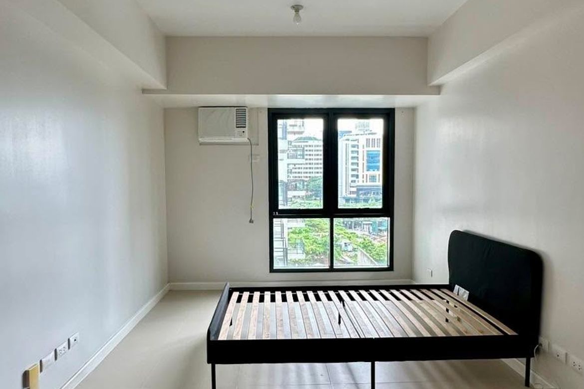 Condo for Sale in Almanza Dos, Las Piñas, Metro Manila – photo 4