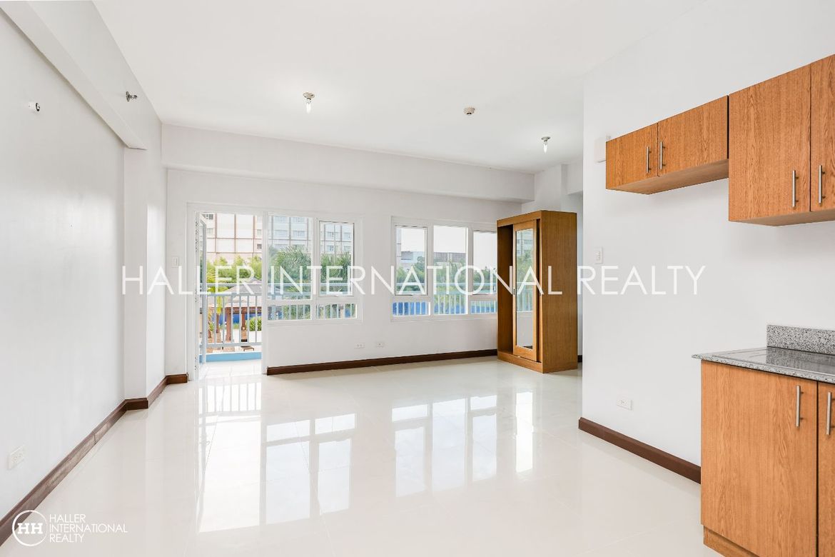 Condo for Sale in AmiSa Private Residences, Punta Engaño, Lapu-Lapu, Cebu