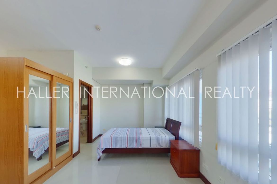Condo for Sale in AmiSa Private Residences, Punta Engaño, Lapu-Lapu, Cebu