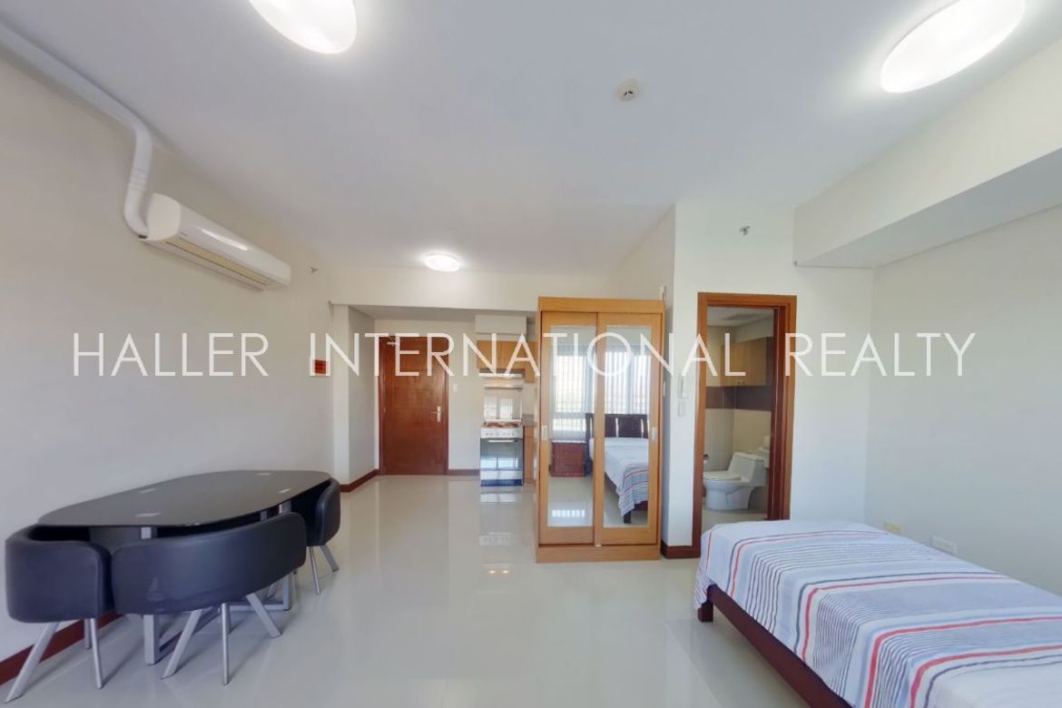 Condo for Sale in AmiSa Private Residences, Punta Engaño, Lapu-Lapu, Cebu – photo 2