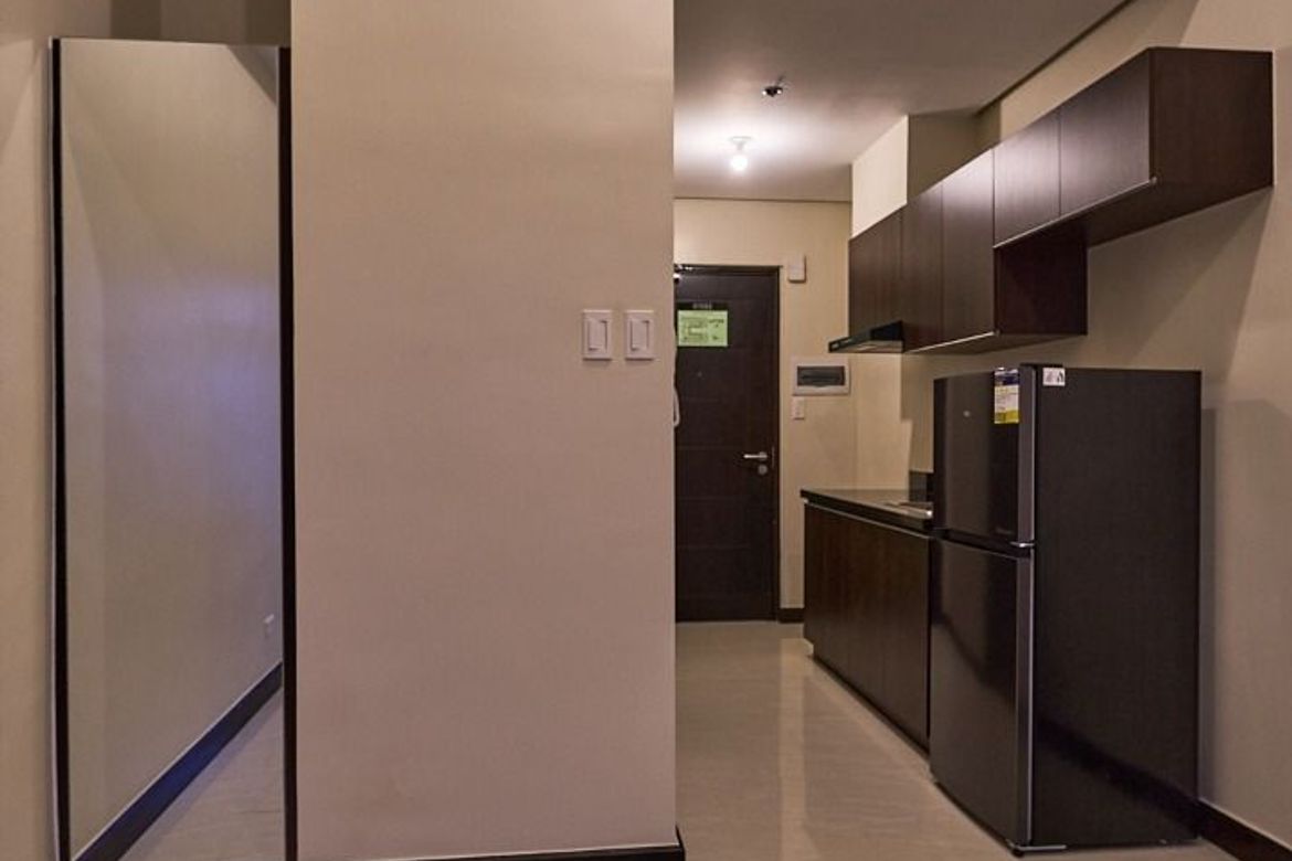 Condo for Sale in Aurora Escalades, San Roque, Quezon City, Metro Manila near LRT-2 Anonas – photo 4