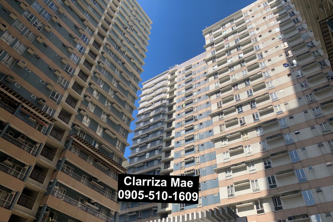 Condo for Sale in Bagong Lipunan Ng Crame, Quezon City, Metro Manila near MRT-3 Santolan