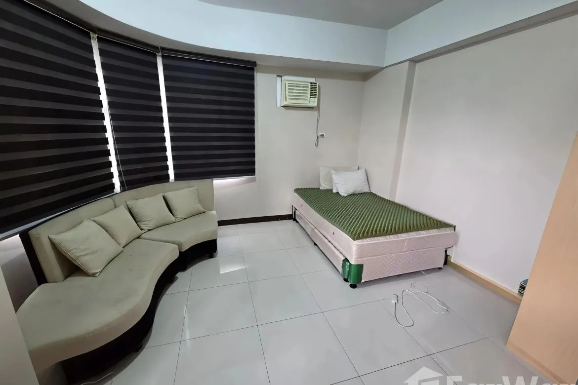 Condo for Sale in Barangay 183, Pasay, Metro Manila