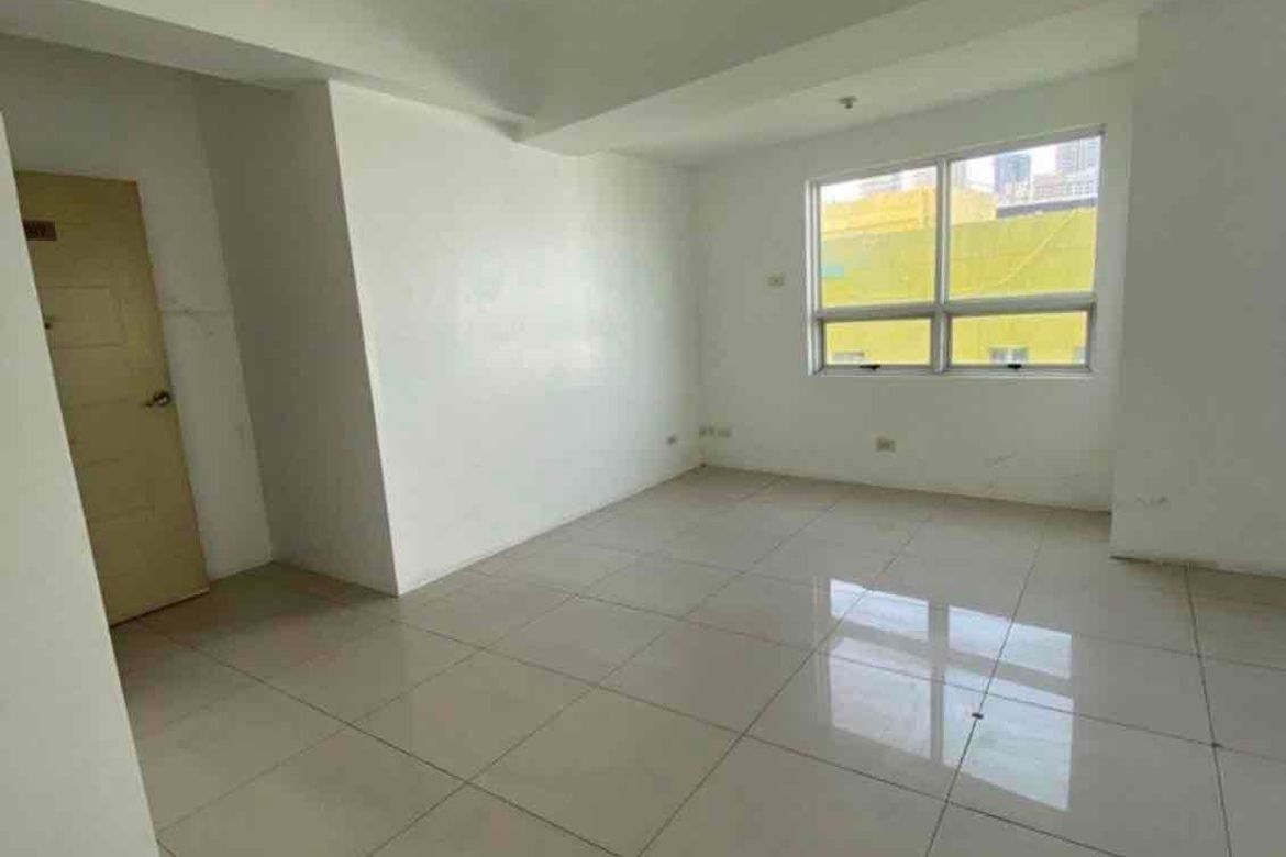 Condo for Sale in Barangka Ibaba, Mandaluyong, Metro Manila near MRT-3 Guadalupe – photo 2