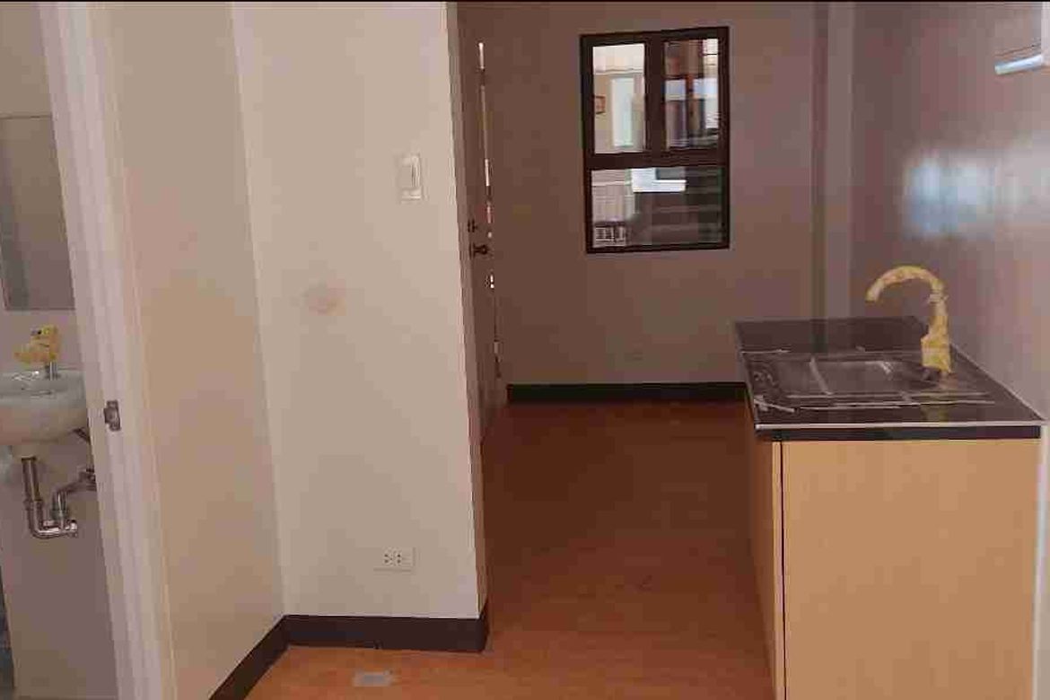 Condo for Sale in Cambridge Village, San Andres, Cainta, Rizal – photo 3