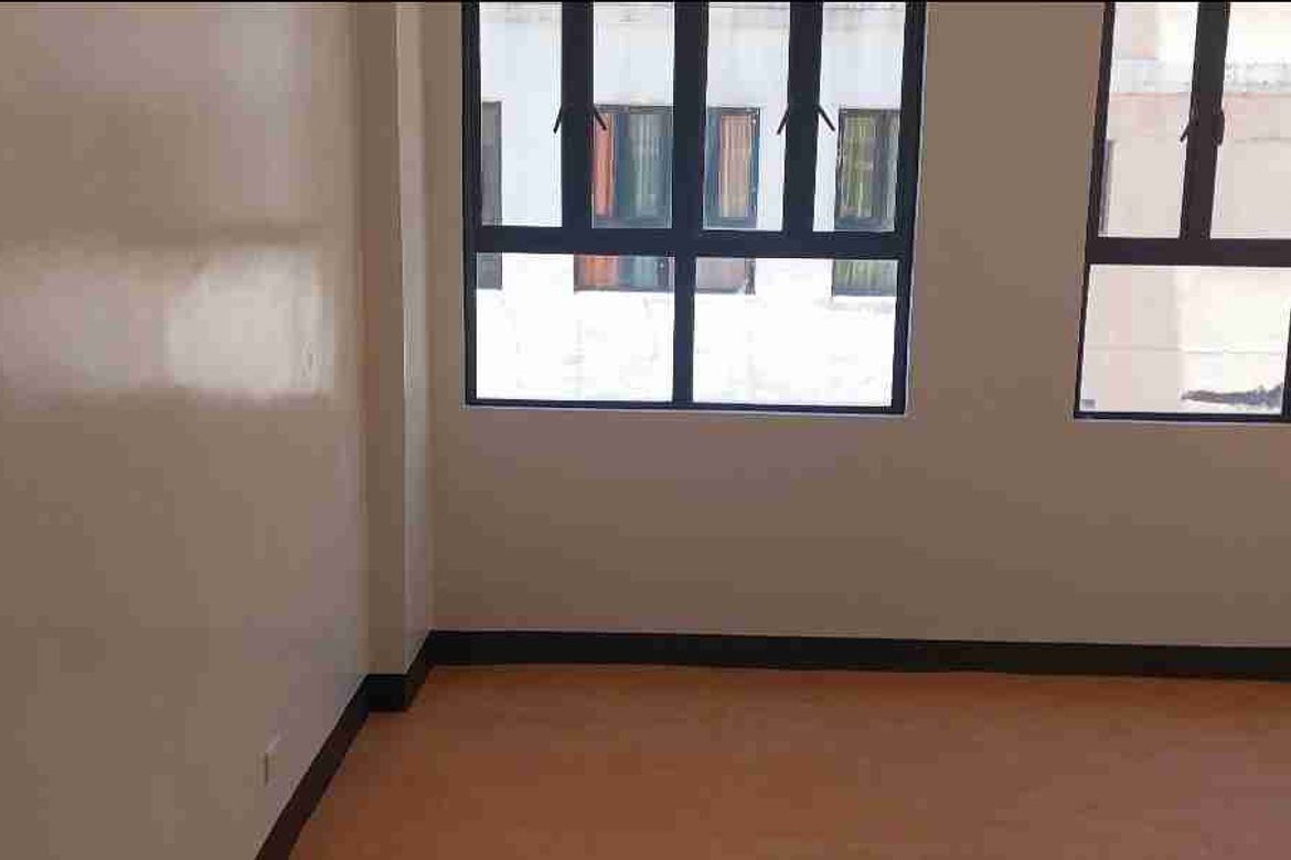 Condo for Sale in Cambridge Village, San Andres, Cainta, Rizal – photo 7