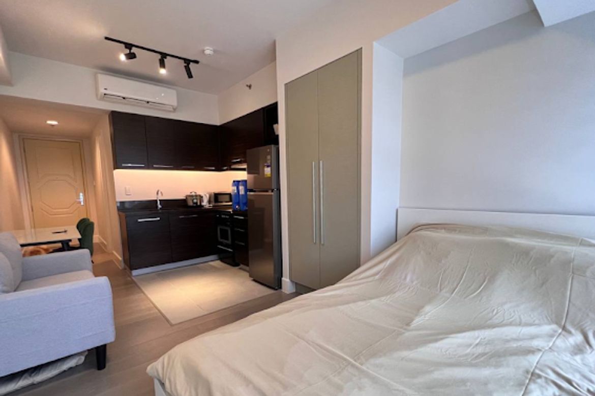 Condo for Sale in Carmona, Makati, Metro Manila – photo 2