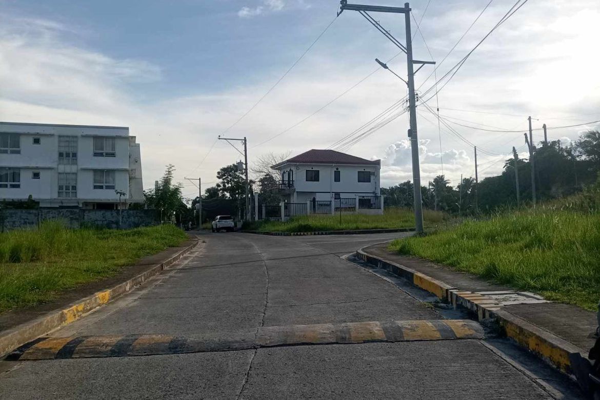 Condo for Sale in Dumlog, Talisay, Cebu